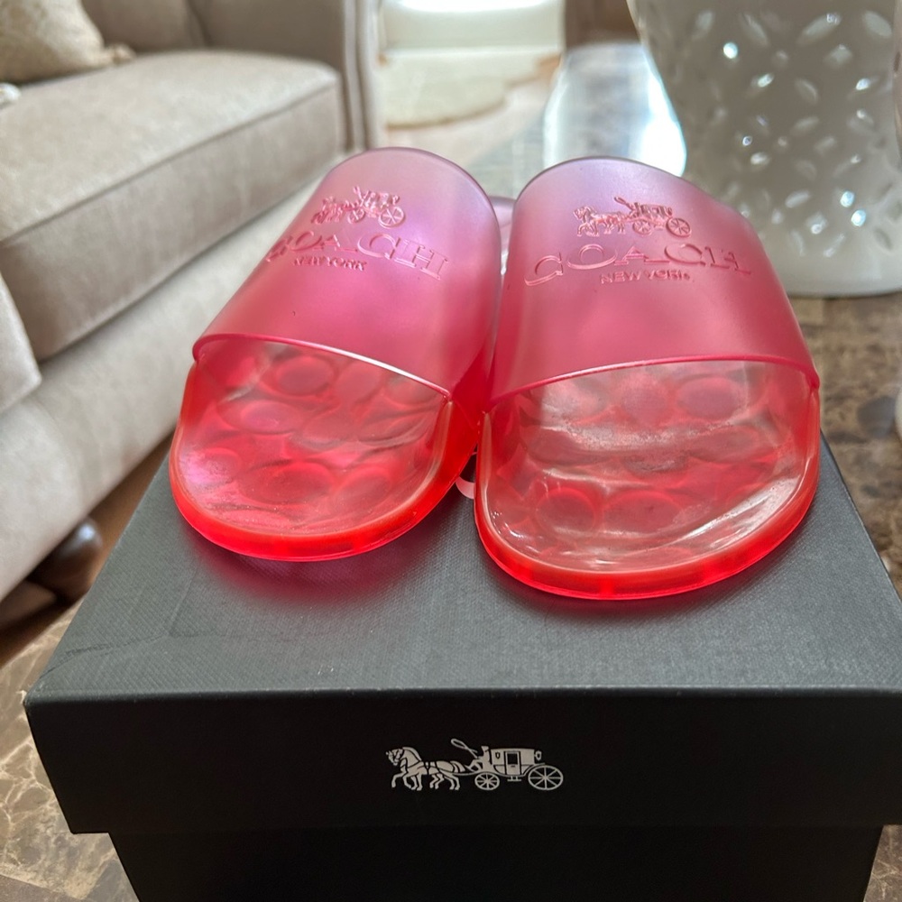 Beautiful Authentic size 8 Coach Sides - Picture 3 of 5